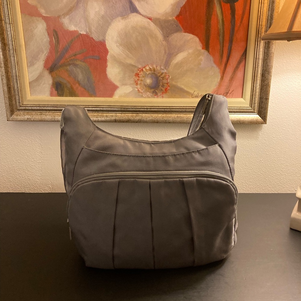 Travelon Grey Anti Theft crossbody purse